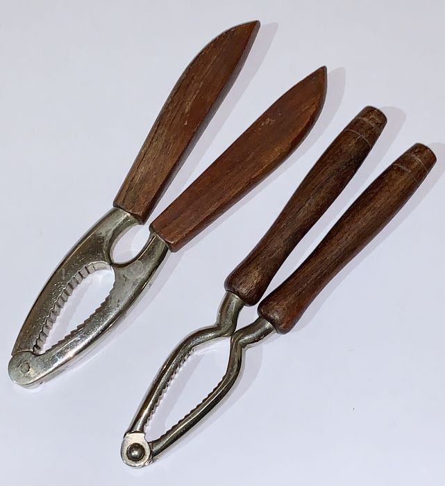 Орехокол ретро .