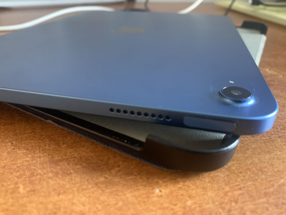 Планшет Apple iPad 11'' (A16) WiFi 128GB (MD4A4) Blue