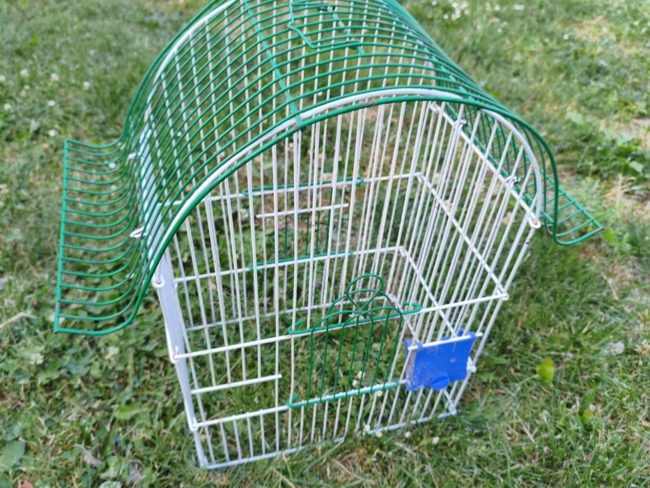 Клітка для папуг