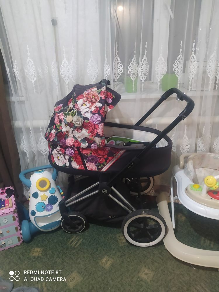 Продам каляску Cybex Mios