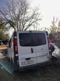 Продам Opel Vivaro по запчастям