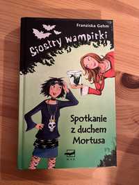 Książka Siostry wampirki, Spotkanie z duchem Mortusa