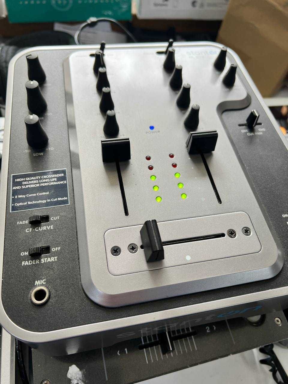 Stanton m212 DJ Mixer (мікшерний пульт) мікшер