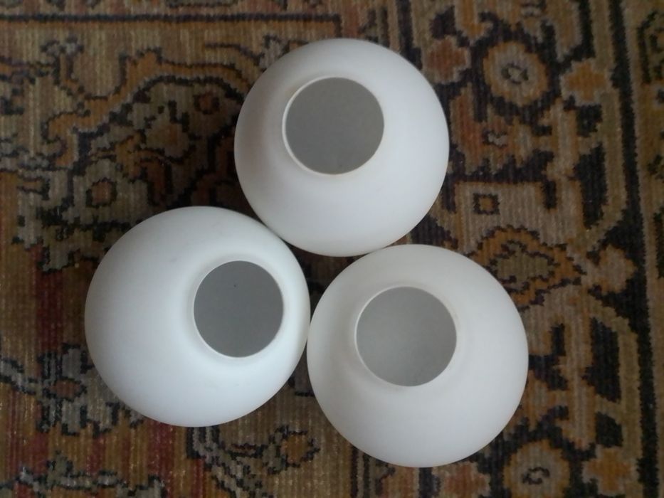 Плафоны шары 3 шт.