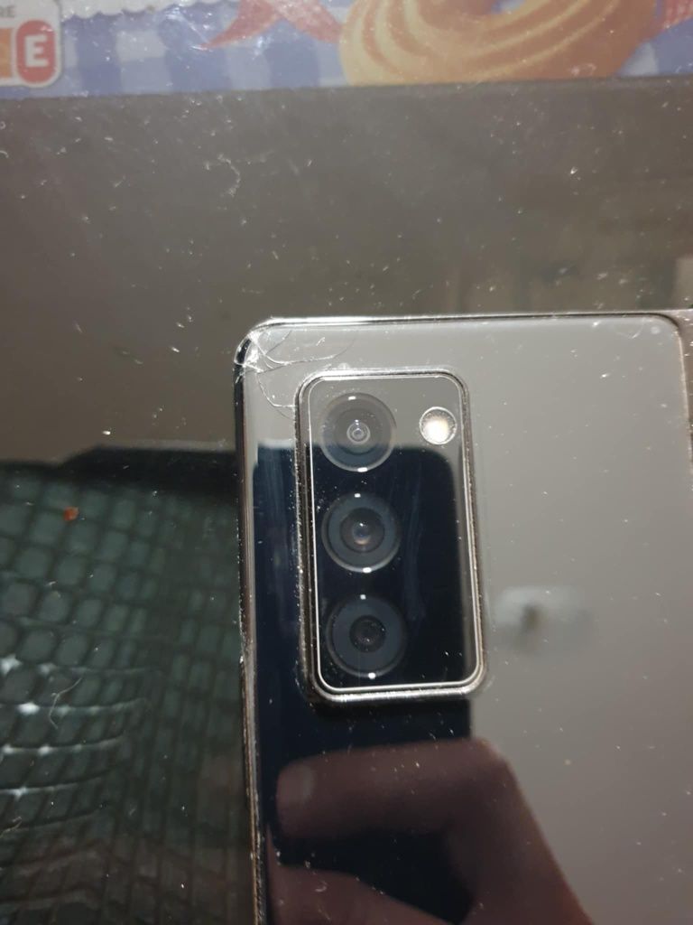 Samsung Z Fold 2