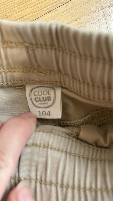 Spodnie materiałowe beżowe Cool Club r 104