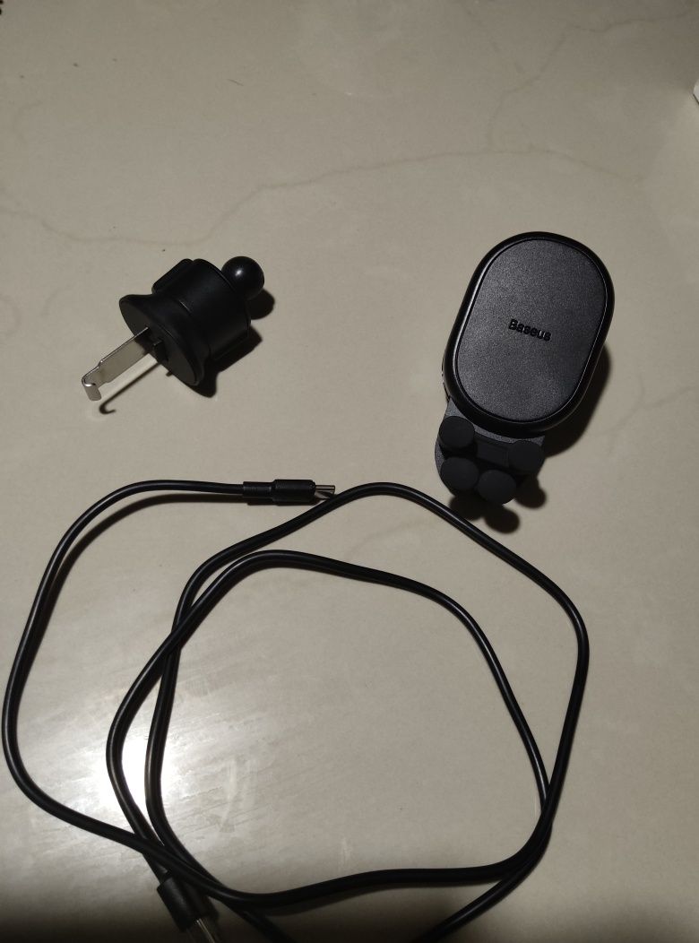 Автодержатель(холдер) Baseus с беспроводной зарядкой 15W