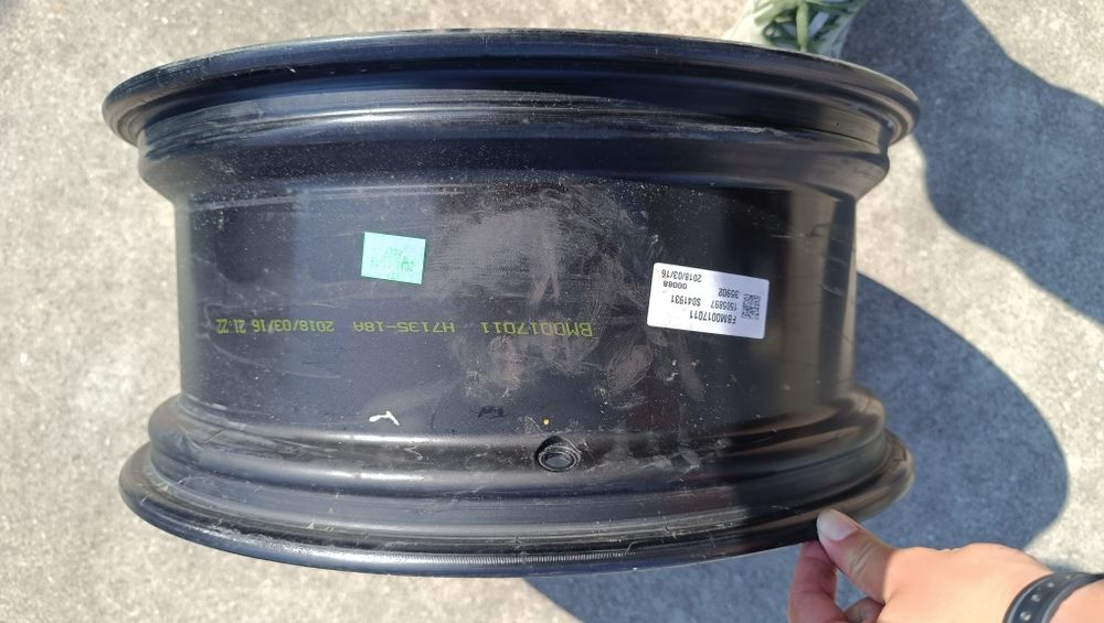 Duas Jantes bmw 20 624m originais um 8j e  8.5j