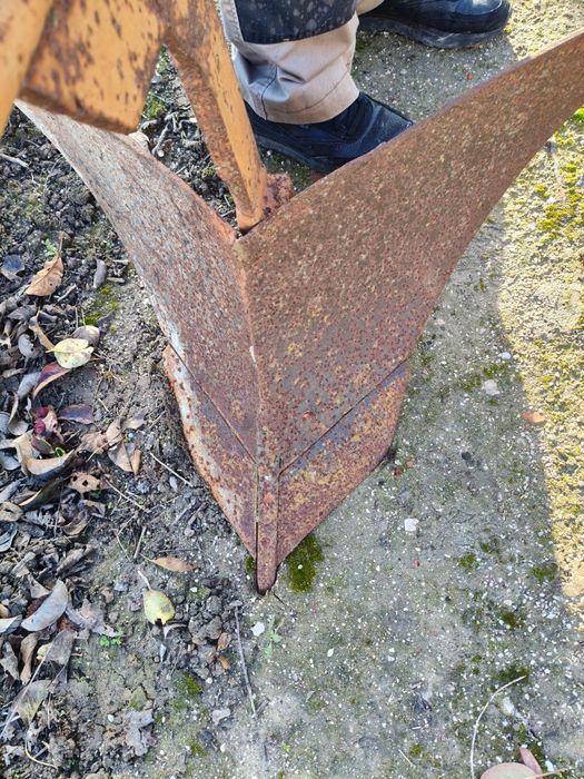 Charrua e abre regos pascoali