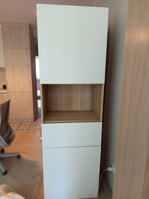 regał  Besta Ikea 60x40x193 z półkami i szufladą