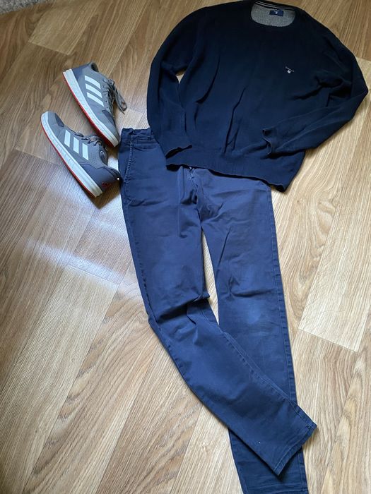 Продаю класне поло джемпер на хлопця від gant дуже класне