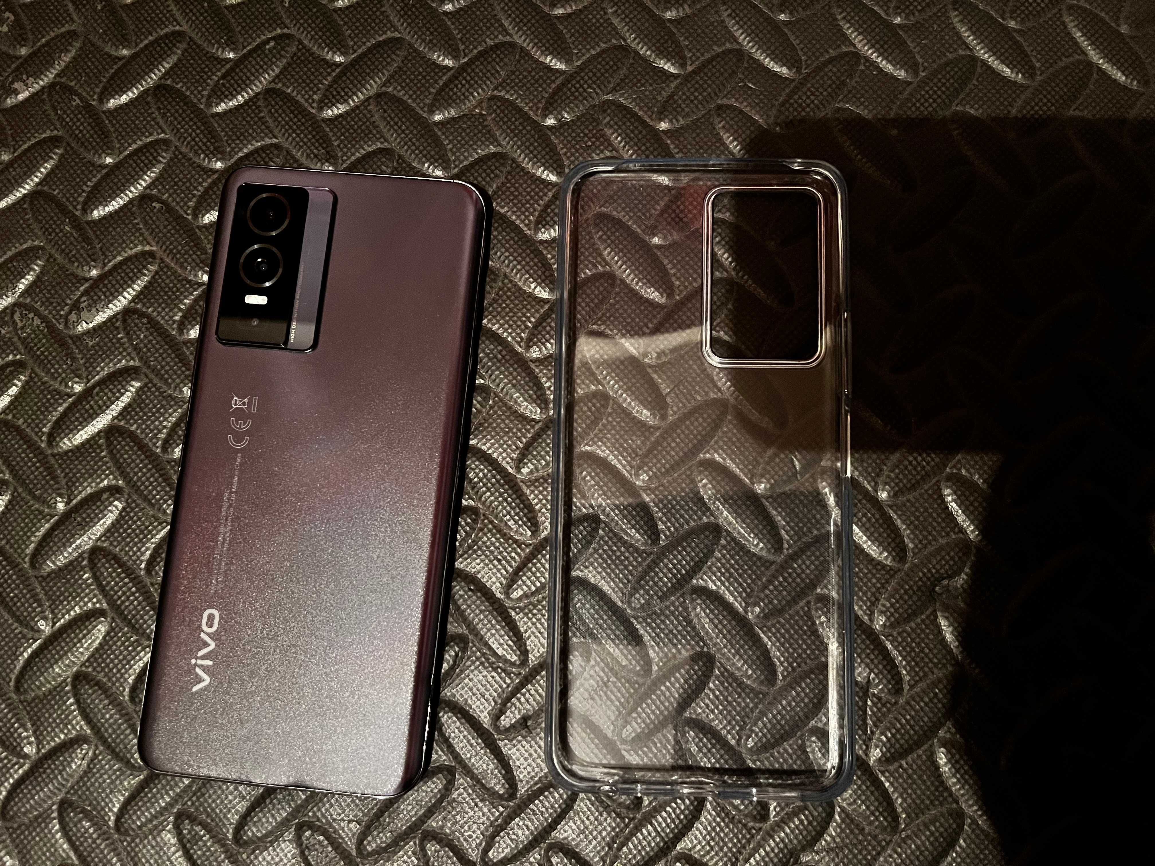 VIVO Y76 5G 8/128GB- zadbany