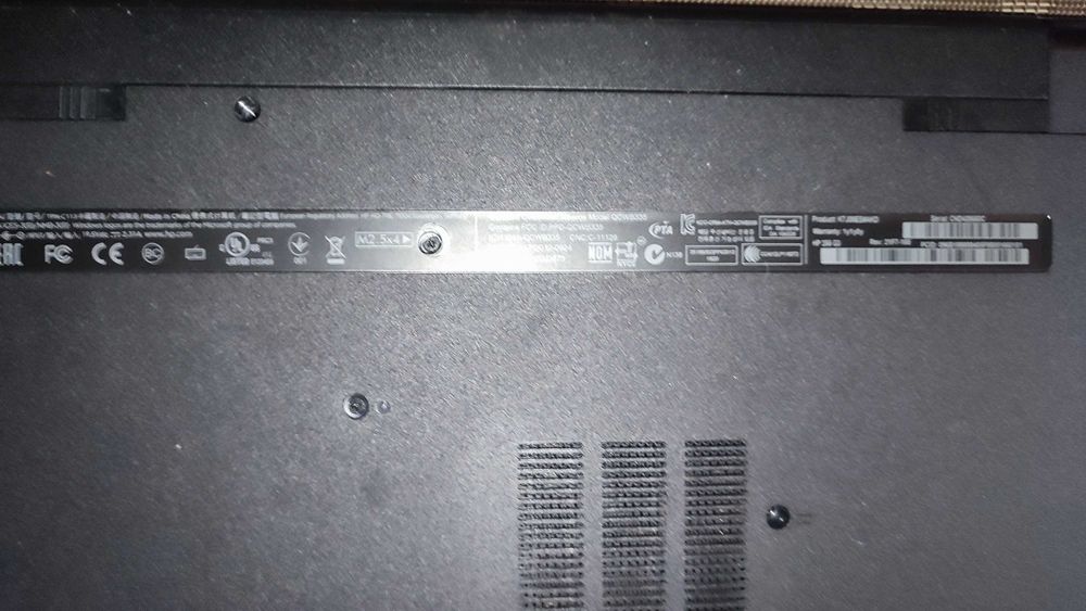 Laptop HP 255 G3 15,6'' AMD A4 4GB/500GB HDD Windows 10, zasilacz, BT