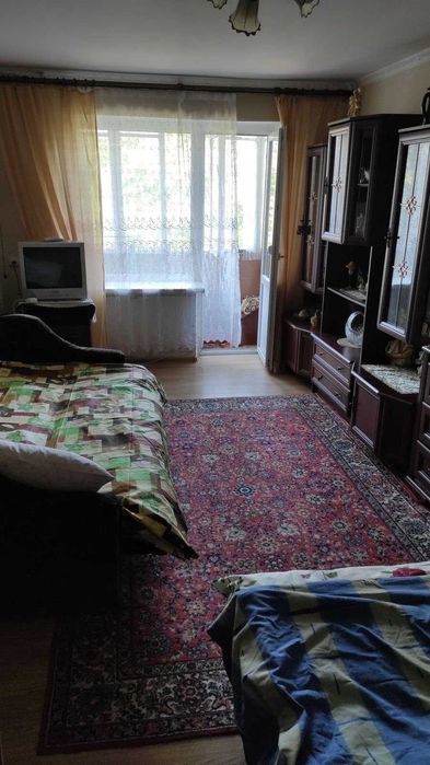 Зручна 2-кімнатна біля АТБ, Трускавець, вул. Мазепи