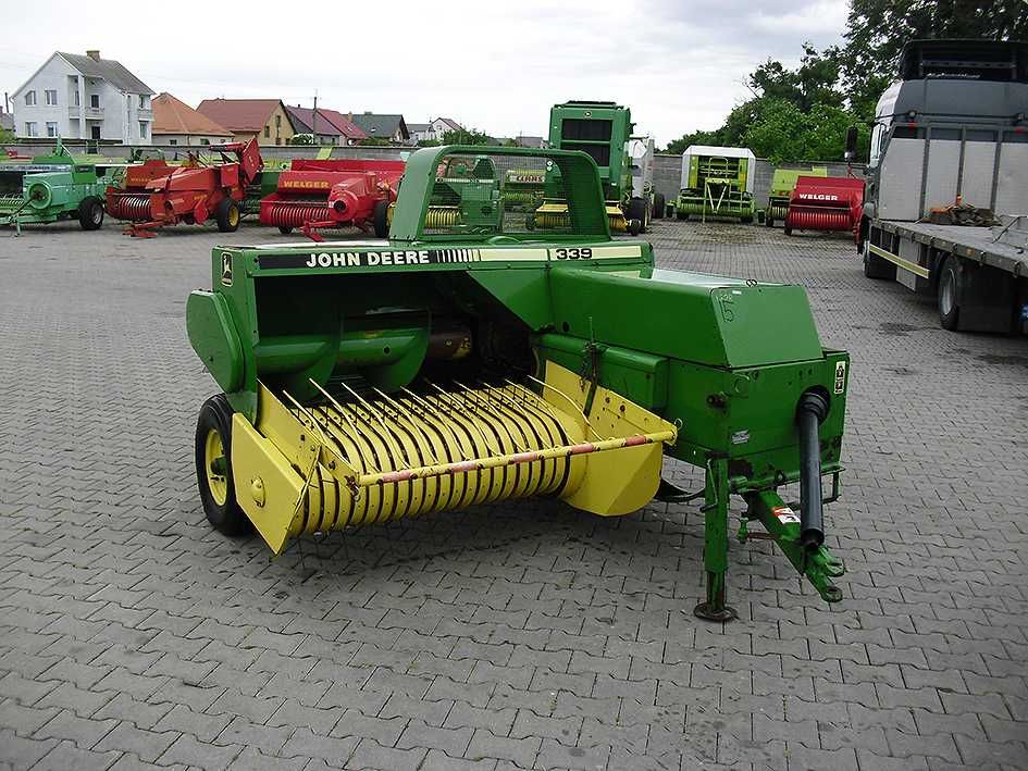 Пресс подборщик John Deere 339 (Тюкопрес, Прес підбирач)