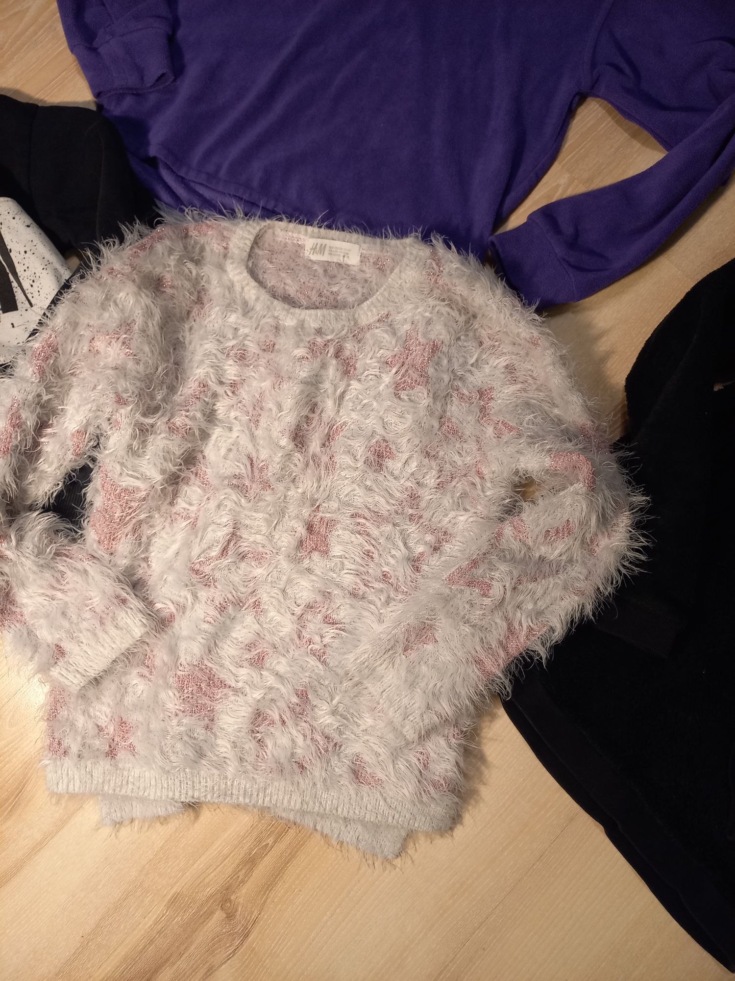 Ciepłe bluzy sweterek rozmiar 134 bluza ciepła polarowa swetr puchaty