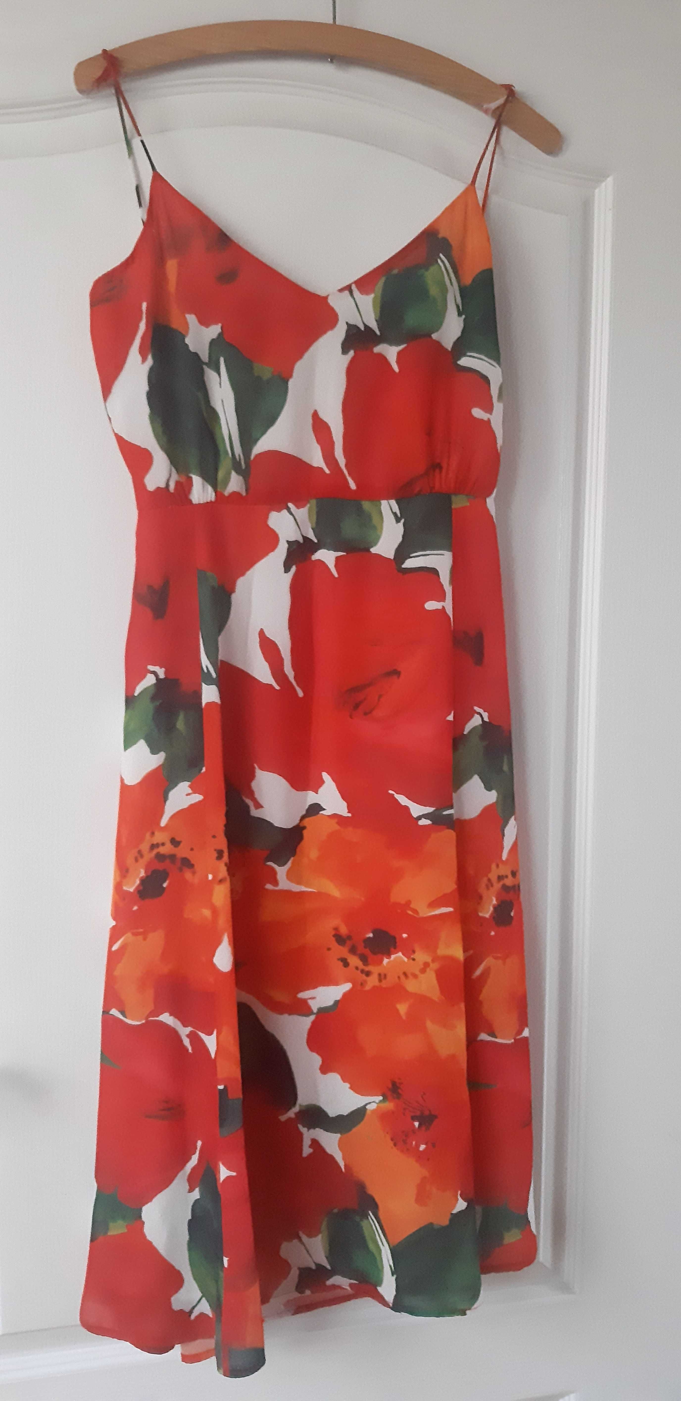 Sukienka Zara basic w czerwono-pomarańczowe kwiaty