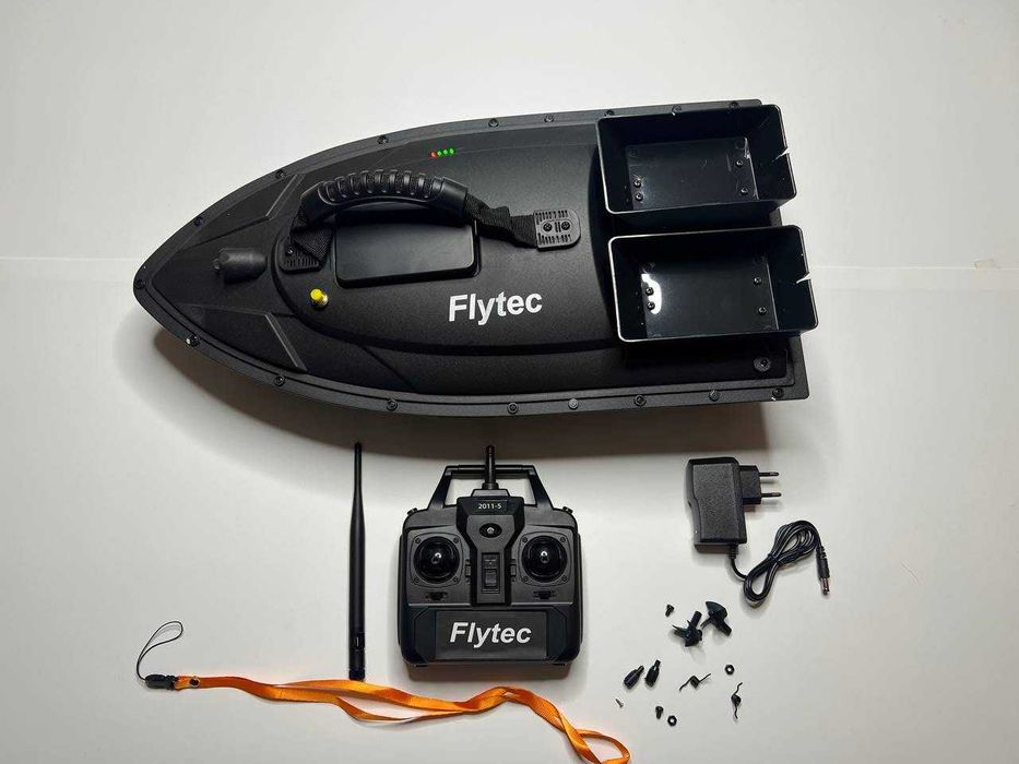 Кораблик рибальський для риболовлі кораблик короповий FLYTEC 2011-5