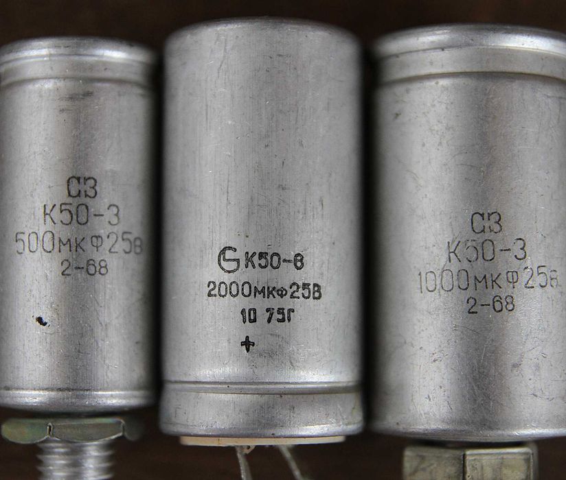 Радіо-Теле лампи/Радио-Лампы,конденсаторы.