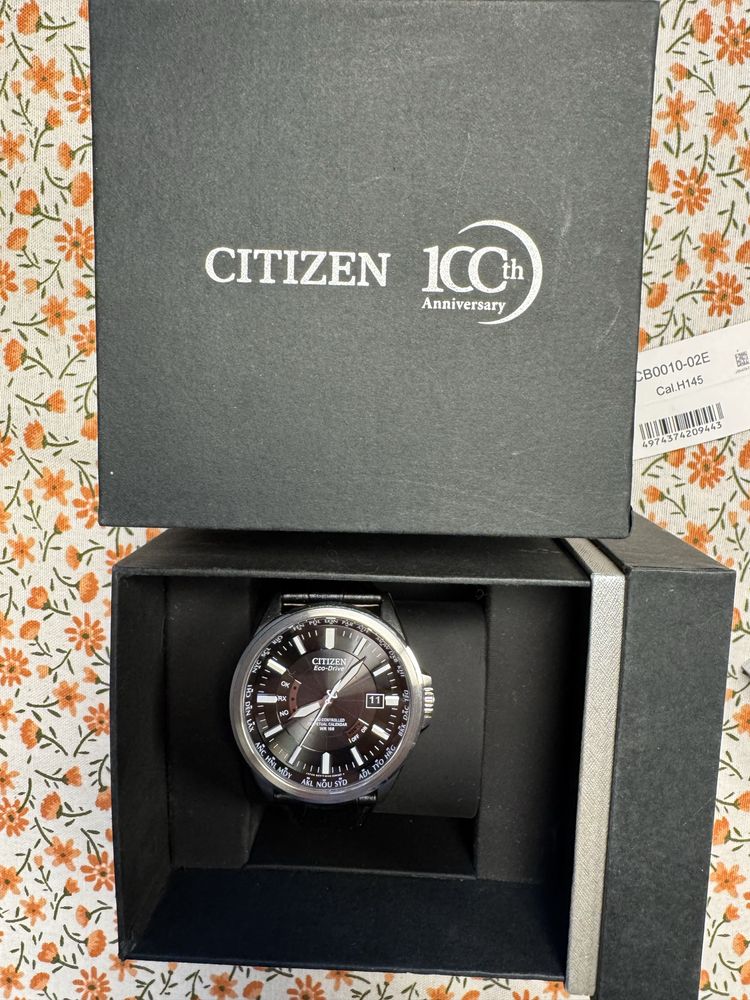 Zegarek Citizen CB0010-02E radio szafir solar eco-drive