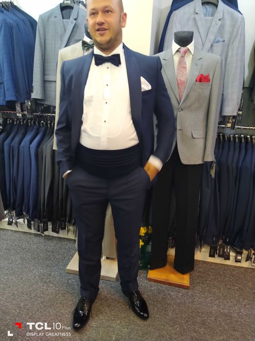 Garnitur smokingowy ślubny