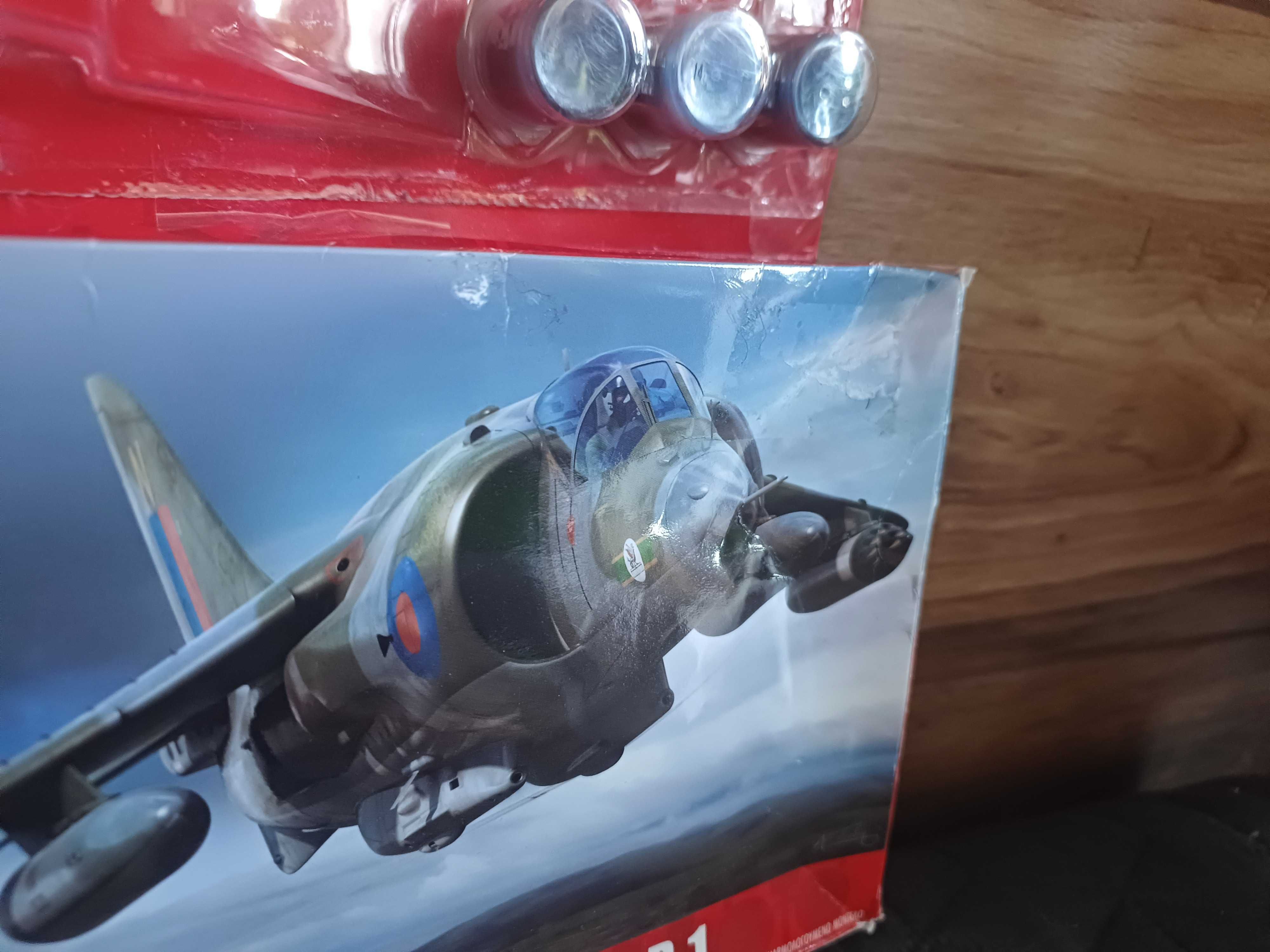 Збірна модель літака Airfix Hawker Siddeley Harrier GR.1 1:72