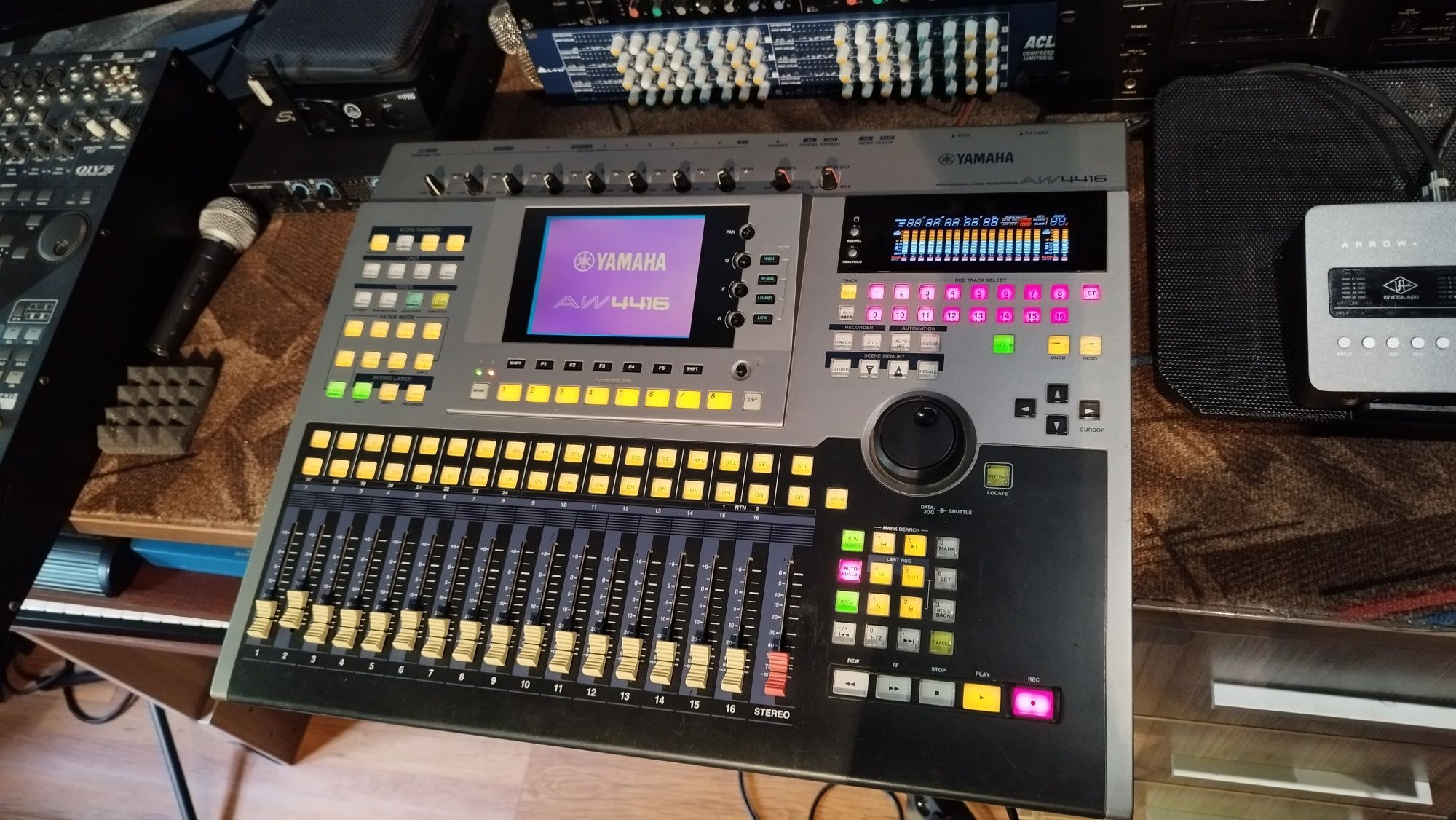 Yamaha AW4416 Mikser rejestrator procesor efektów
