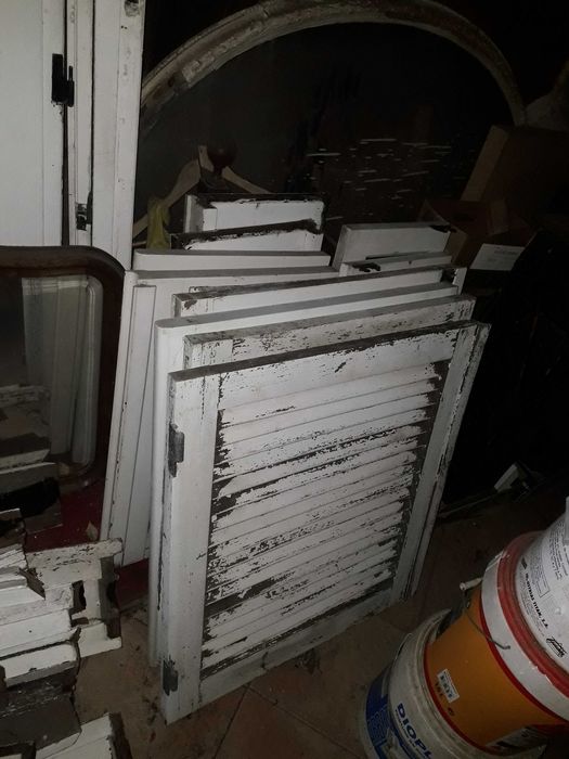 janela dupla com portada e 2 janelas abertura horizontal sem portada