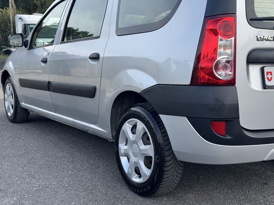 Dacia logan 1.6 16v бензин дача логан мсв MCV