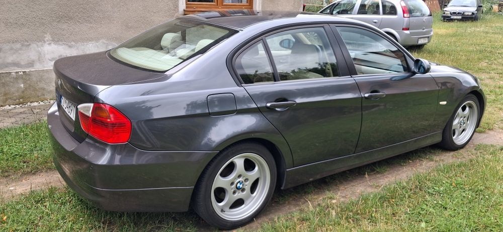 Bmw E90 320i 2005