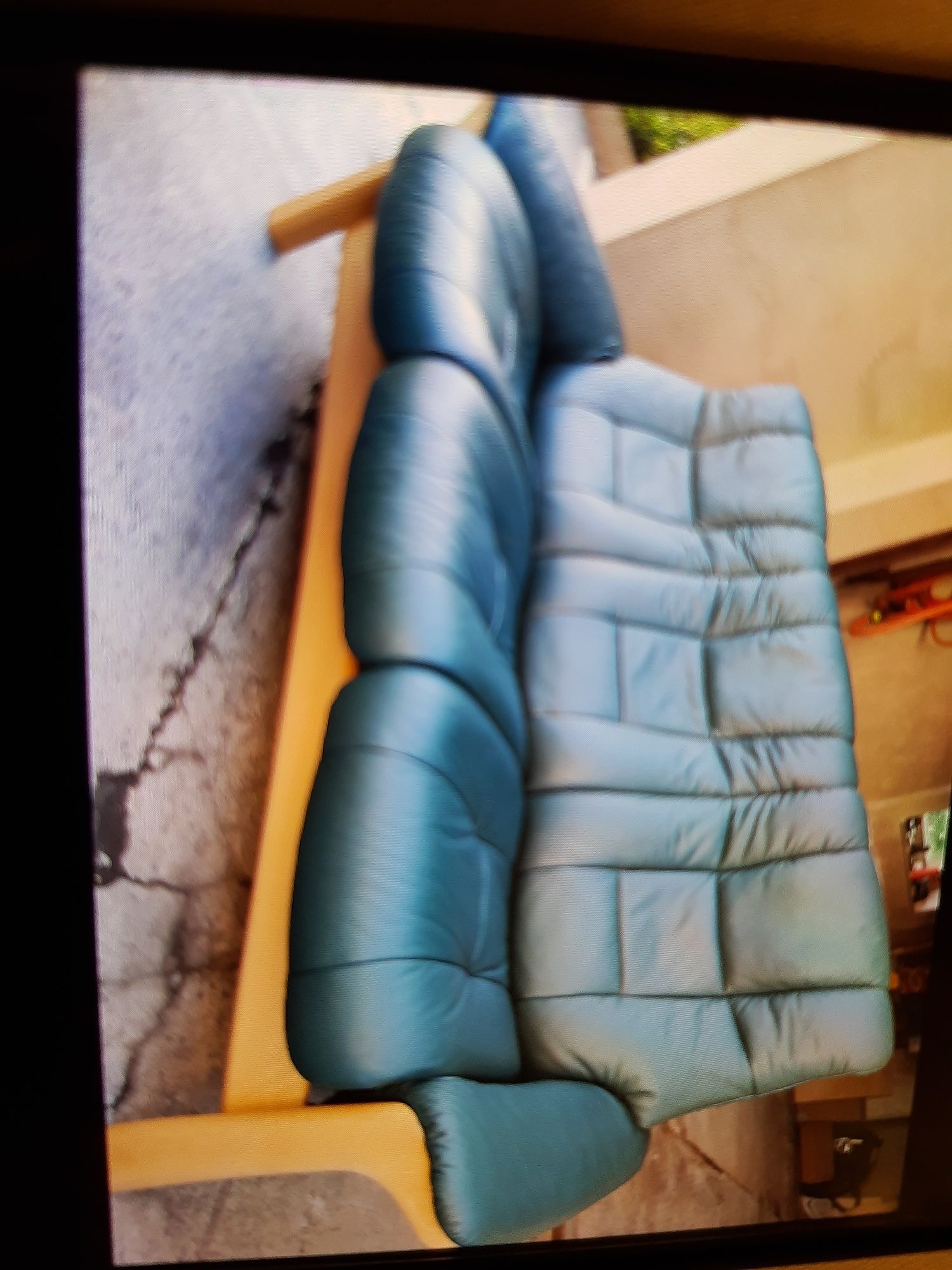 Sofa skóra wypoczynek funkcja relax