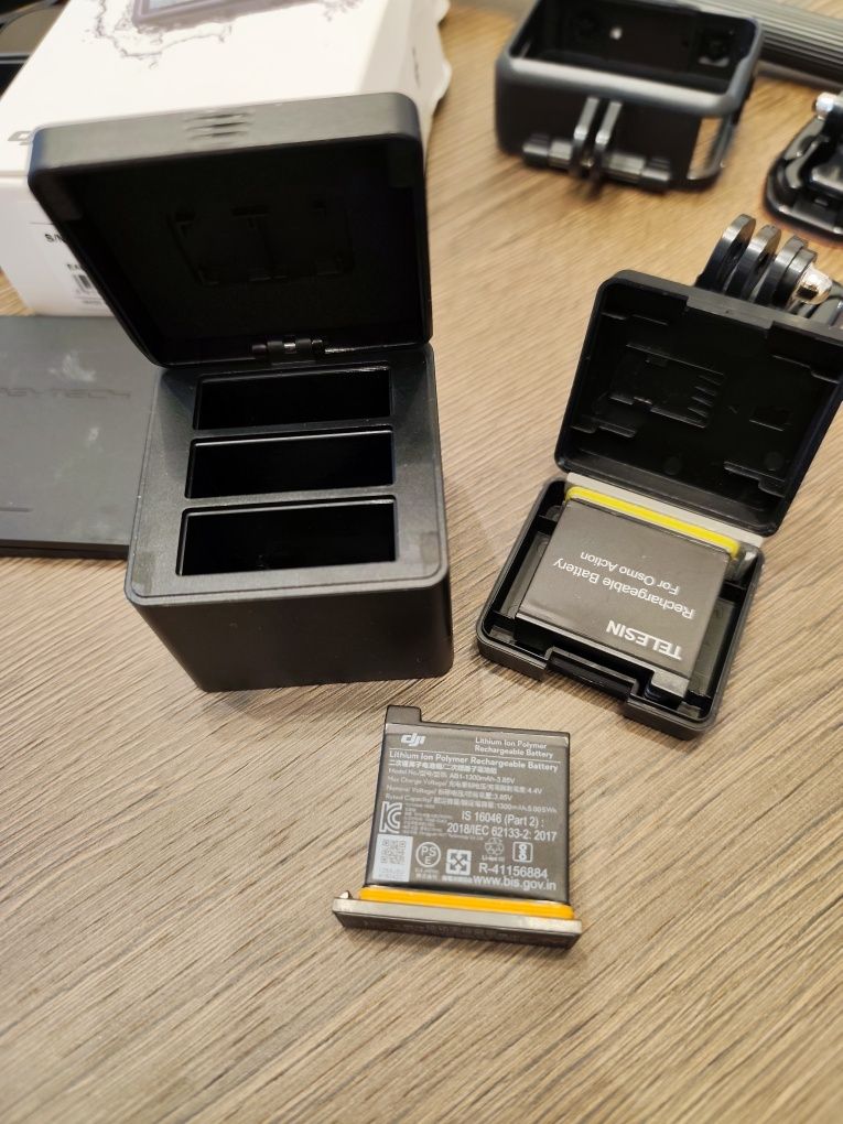 DJI Osmo Action 1 + filtry ND/PL + filtr diving  + ładowarka i bateria
