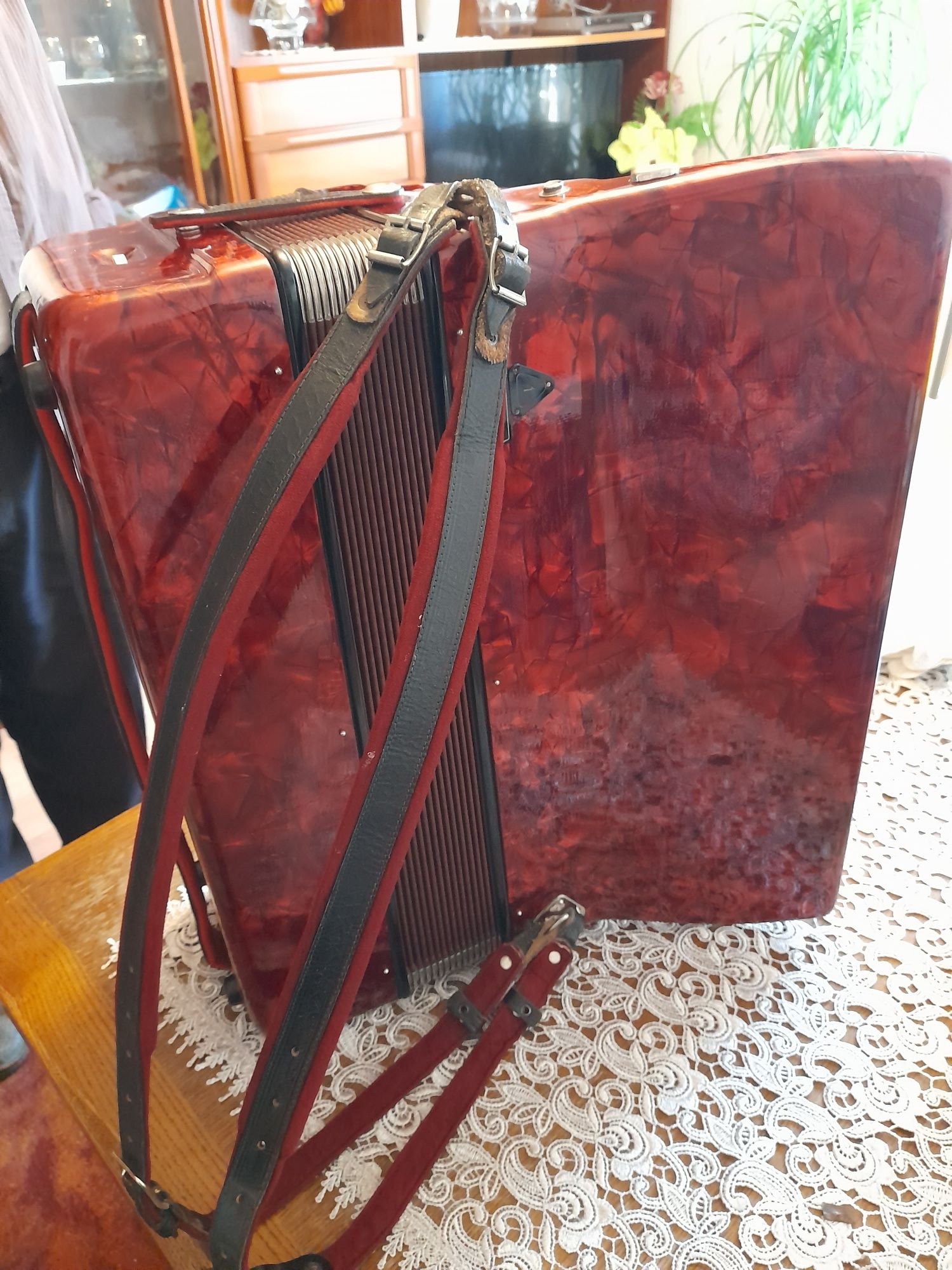 Akordeon HOHNER 96 bas 3 Chórowy