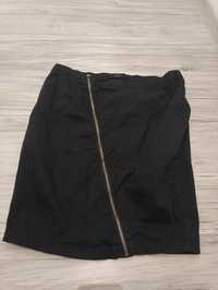 Czarna  spódnica