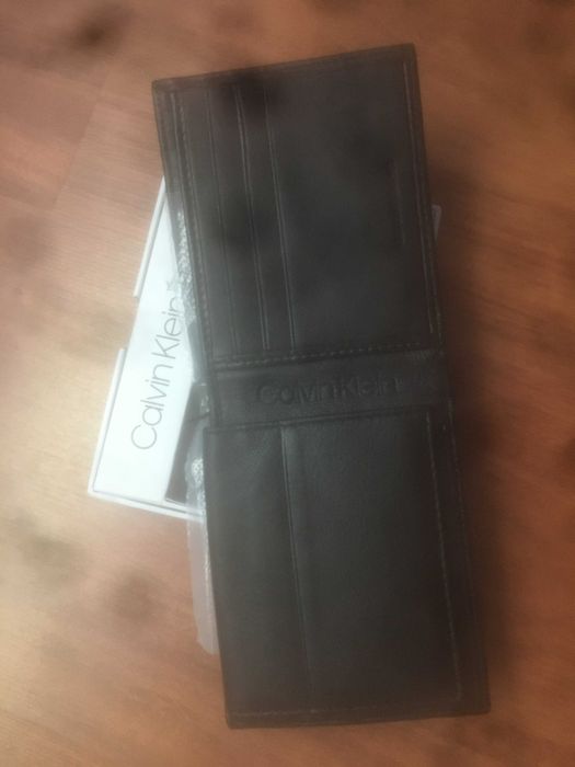 Carteira Calvin Klein (em Pele)