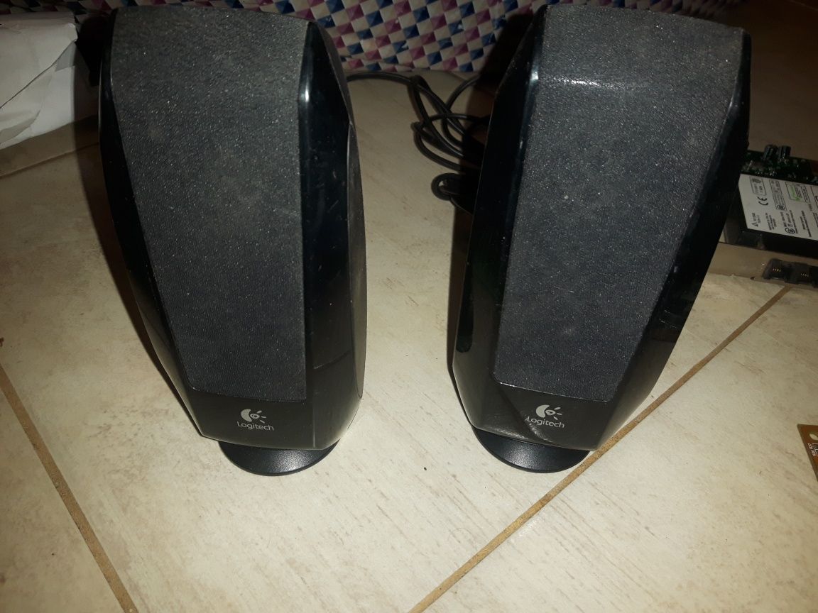 Głośniki Logitech do komputera, laptoa lub smartfona. Stan bdb.