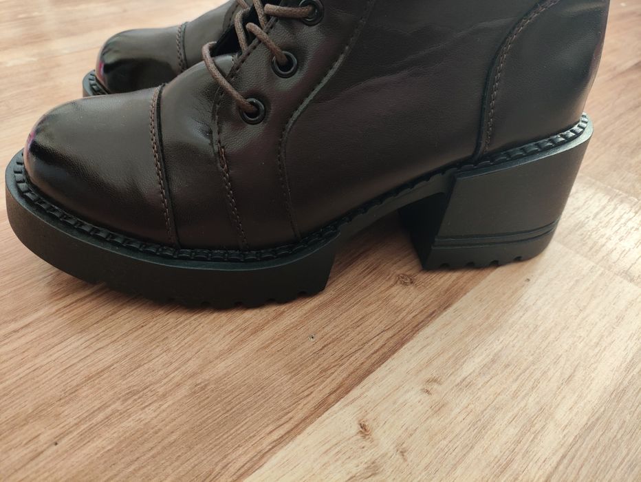 Buty botki zimowe r.38