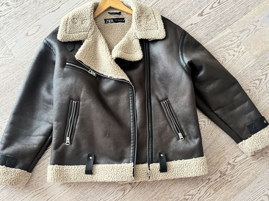 Дублянка на меху оверсайз Zara