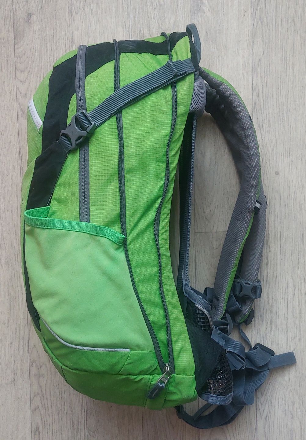 Рюкзак б/у спортивный deuter cross air 20 exp, с дождевиком (Germany)
