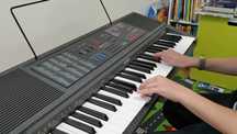 Keyboard Casio  dynamiczna klawiatura 5 oktaw 61 klawiszy statyw