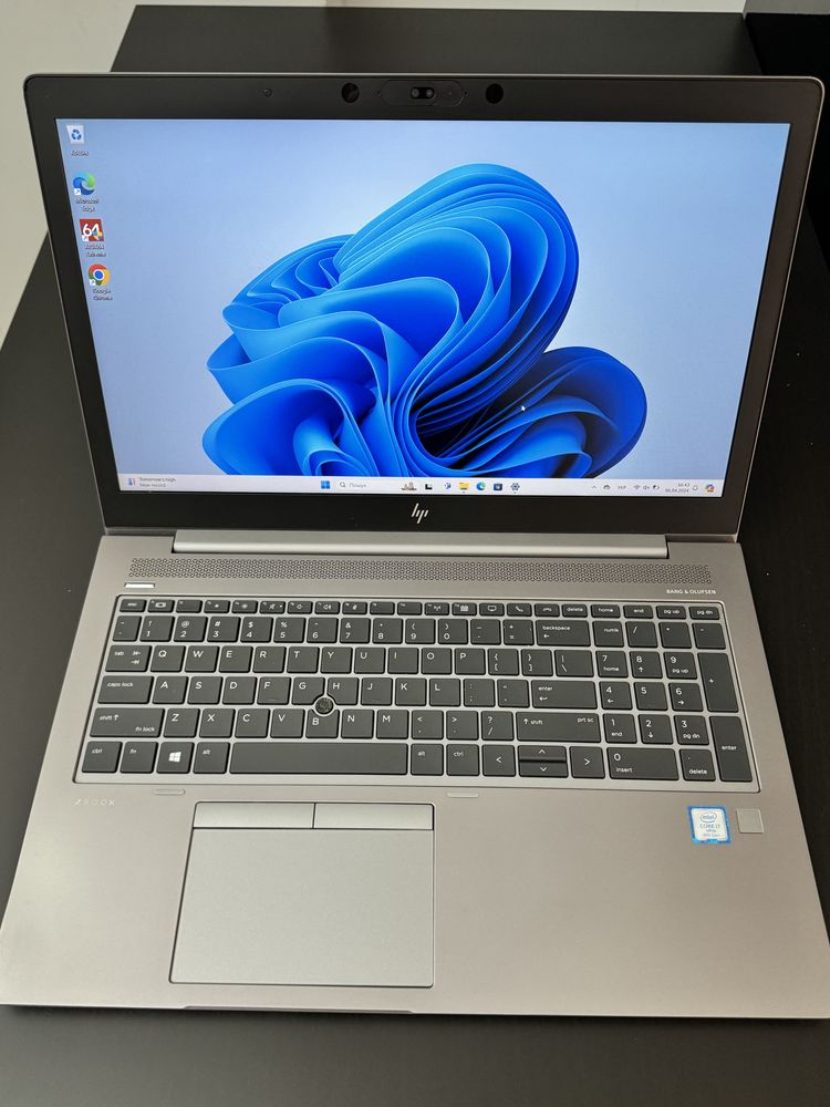 HP Zbook 15U G5; I7; Radeon