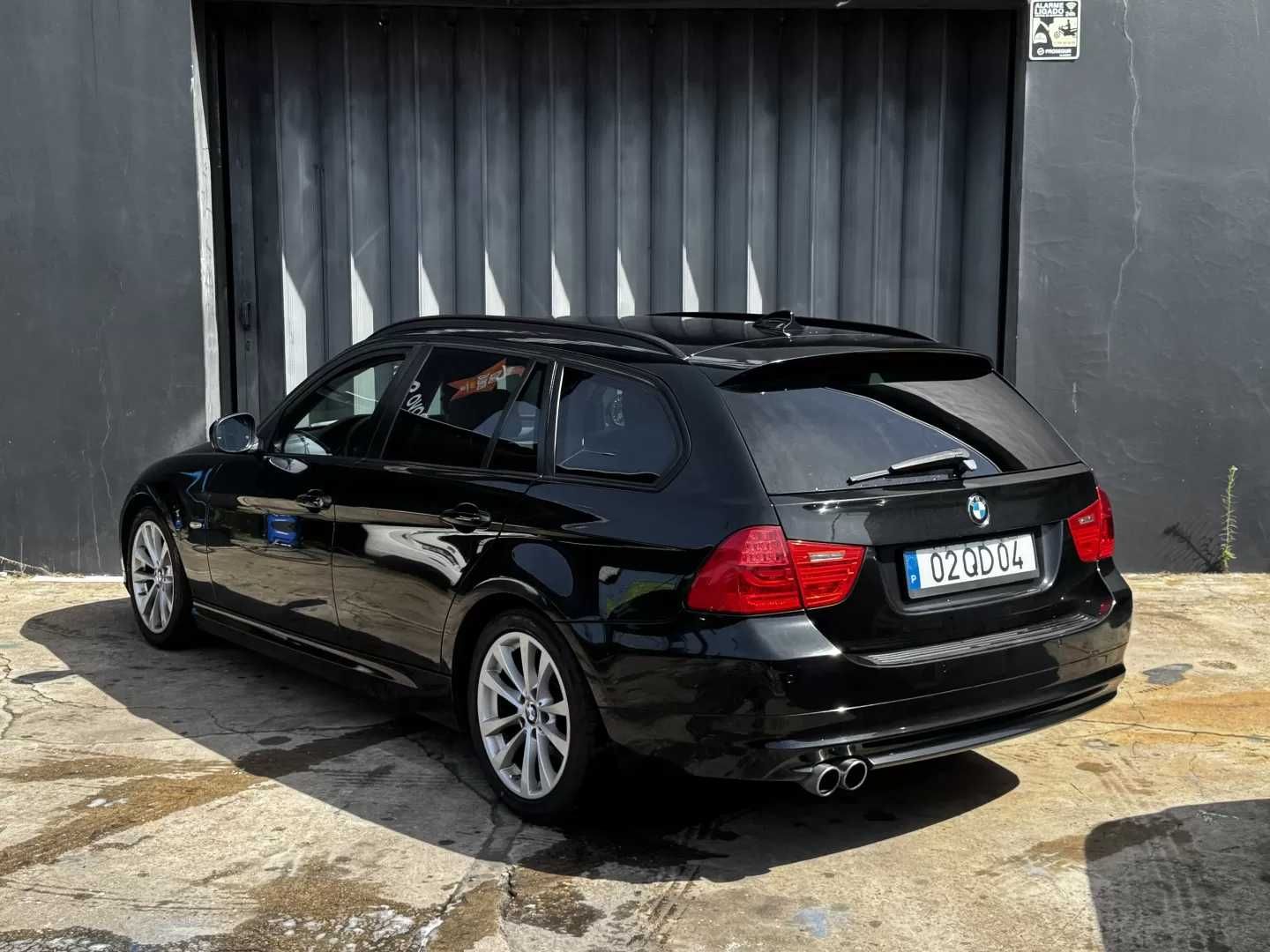 BMW 318D TOURING 2012