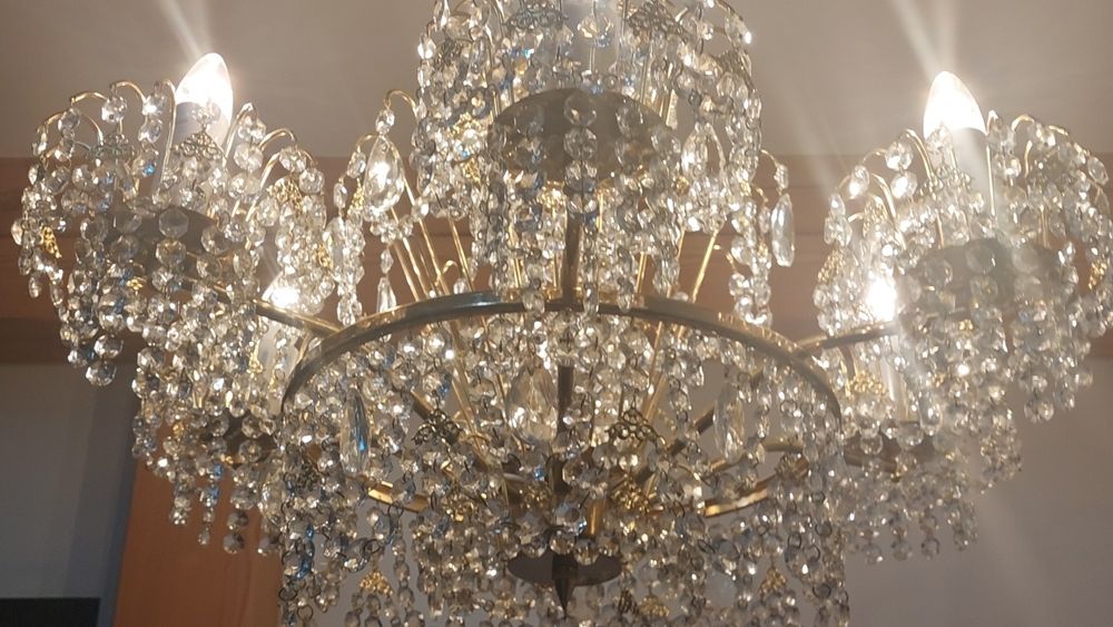 Żyrandol kryształowy