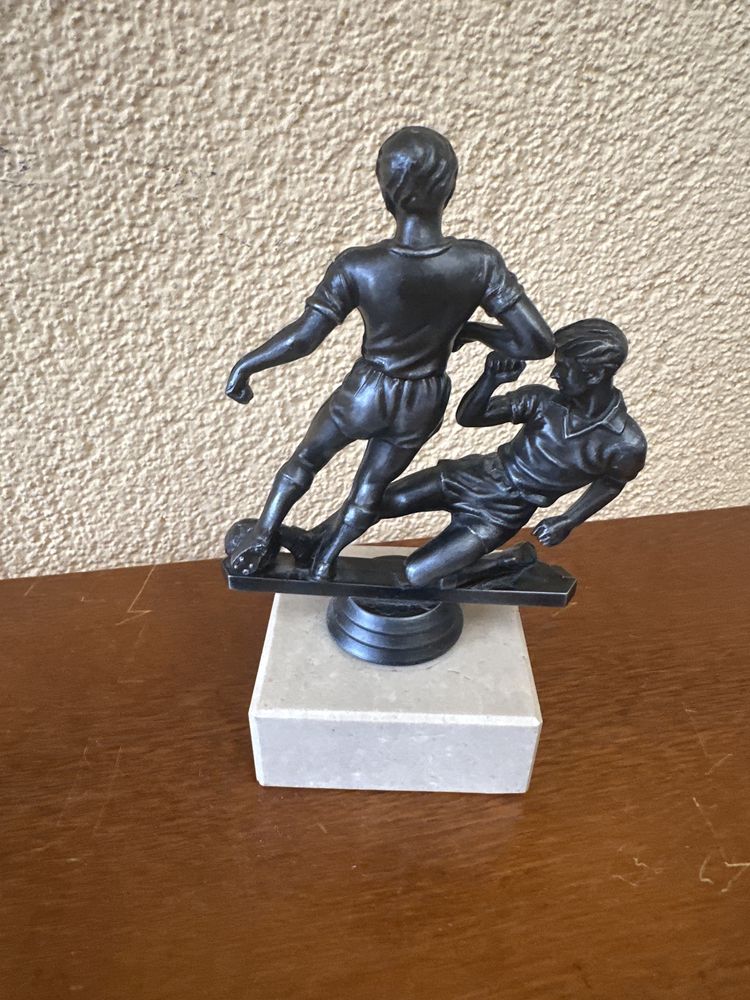 Puchary sportowe pilkarskie z 1993 r