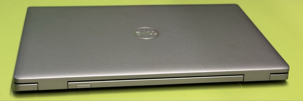 Dell Latitude 5520 (i7-1185g7, 16gb, 256ssd, FHD IPS) 2021 Комплект