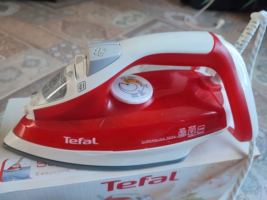 Продам утюг TEFAL с керамическим покрытием