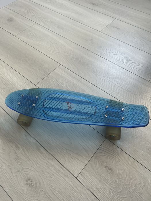 скейт фірмовий продам недорого