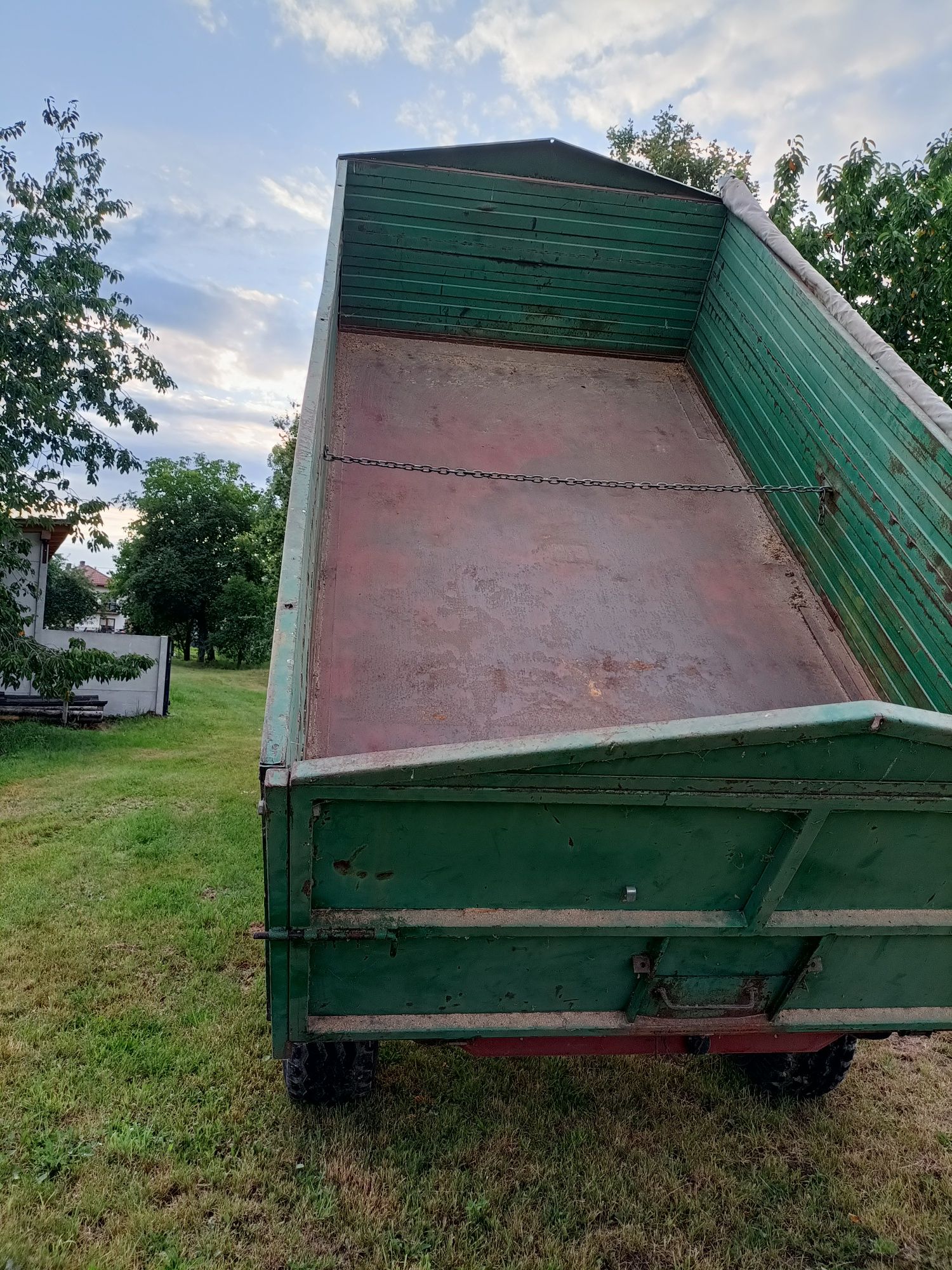Przyczepa wywrotka