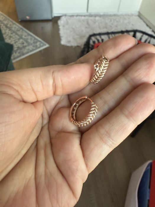 Набор из серебра с зклкными камнями кольцо 17р