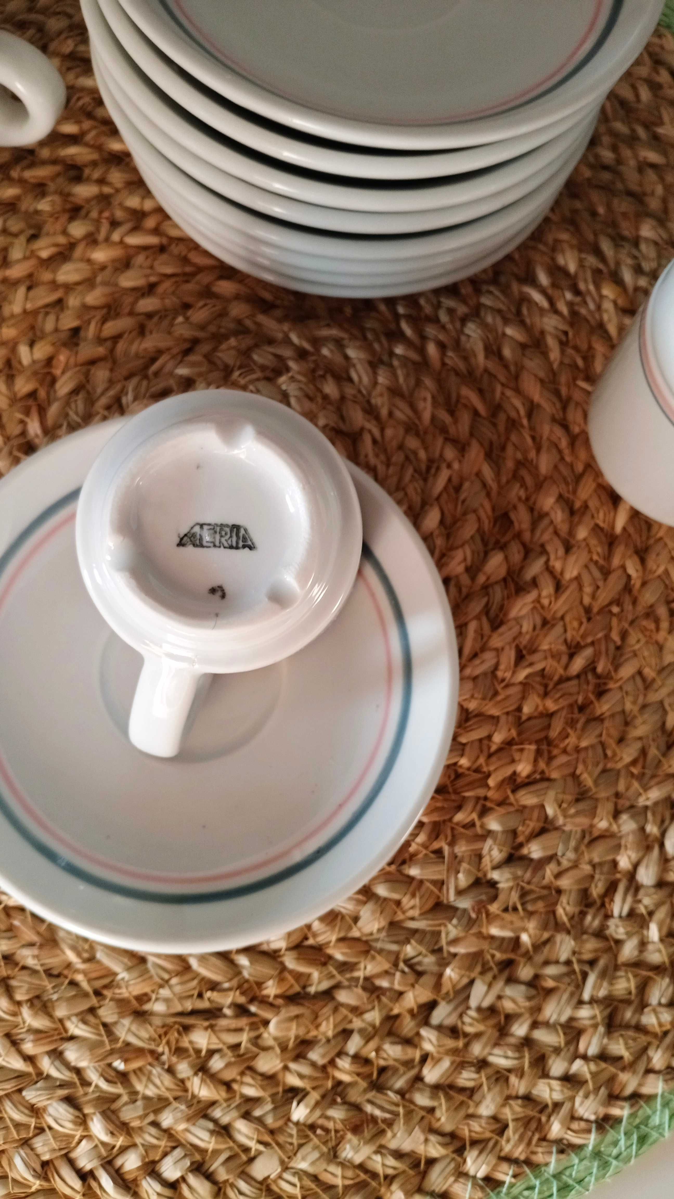Chávenas de café